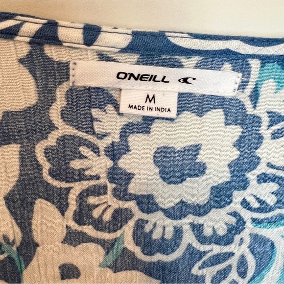 NEW O'Neill women's Mary twiggy print peasant crop top floral size M - Picture 4 of 10